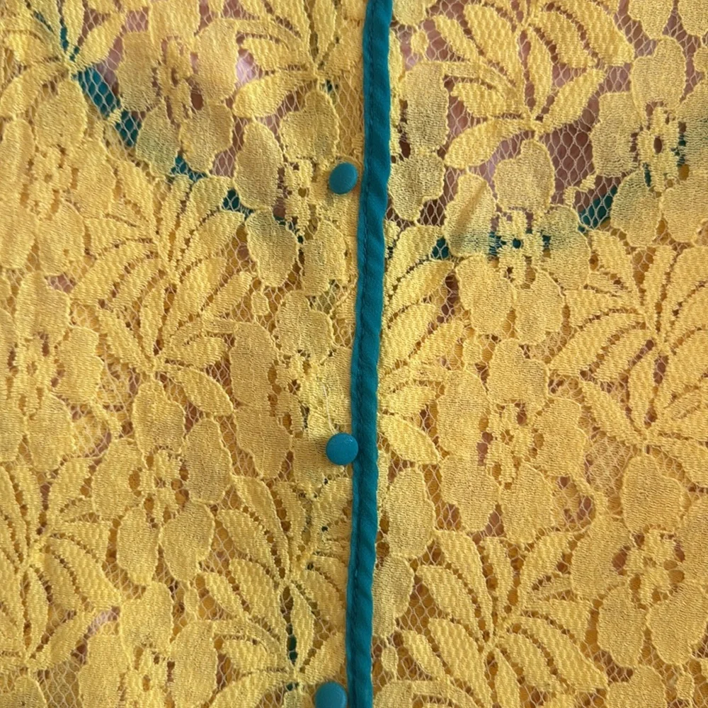 Lucca Couture Yellow Lace Top with Blue Edging - Picture 5 of 5